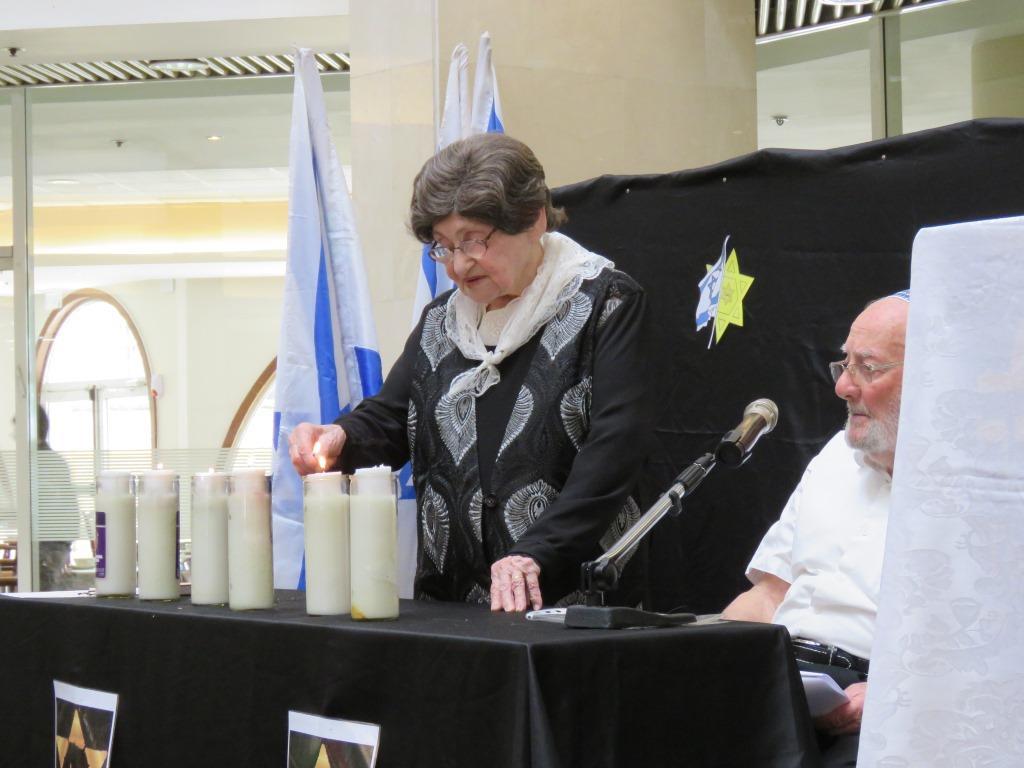 בבית טובי העיר פעילויות לגיל השלישי
