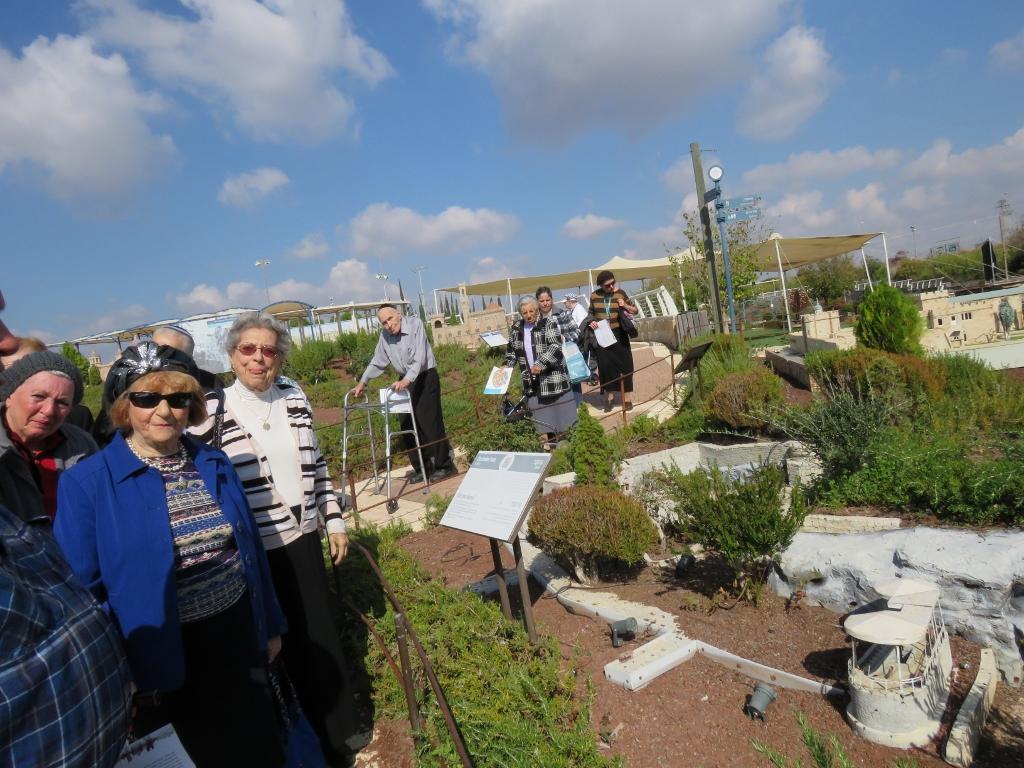 תרבות ופנאי בבית טובי העיר טיול לכותל המערבי 10