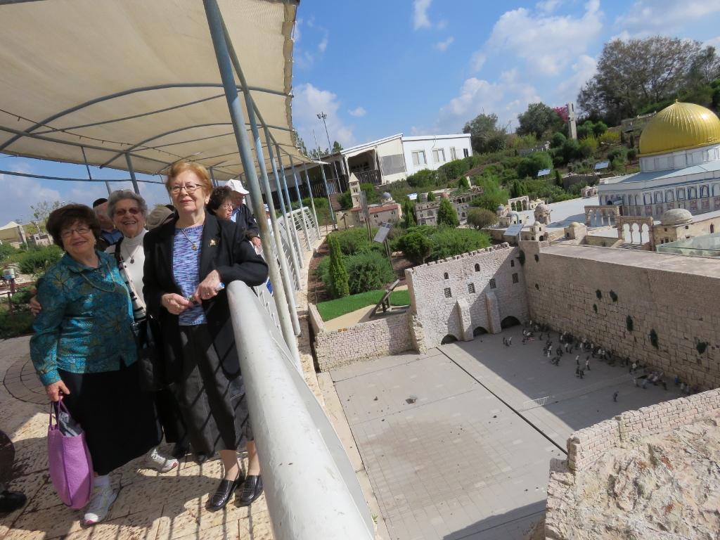 תרבות ופנאי בבית טובי העיר טיול לכותל המערבי 11